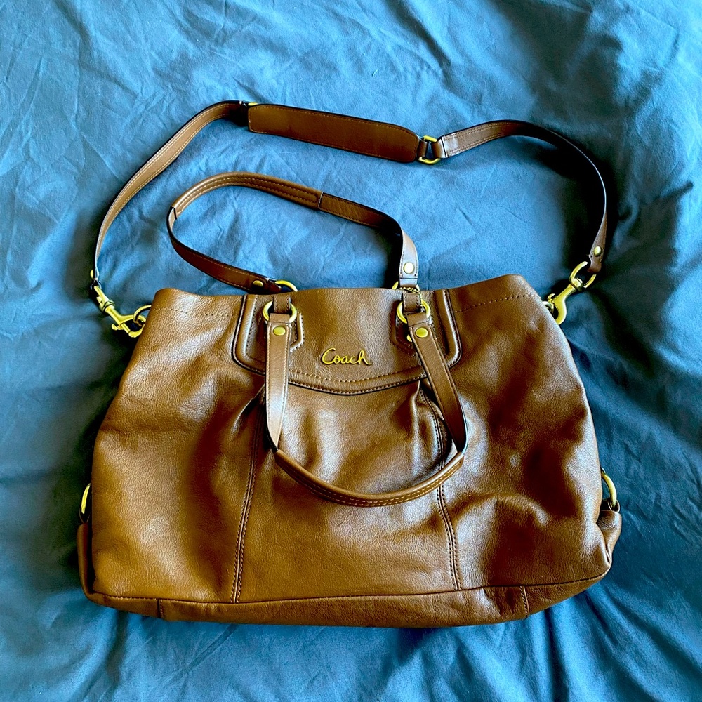 Coach brown leather shoulder bag